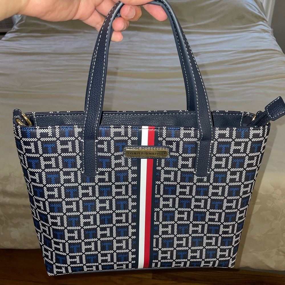 Tommy Hilfiger Blue and White Geometric Tote